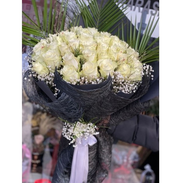 Black-White Beyaz Gül Buketi 50 Adet